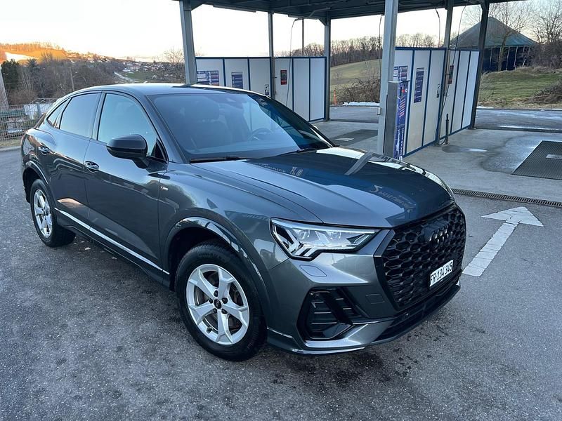 Gebraucht Audi Q3 Sportback Attraction 245 PS (180 kW) 2022 SUV
