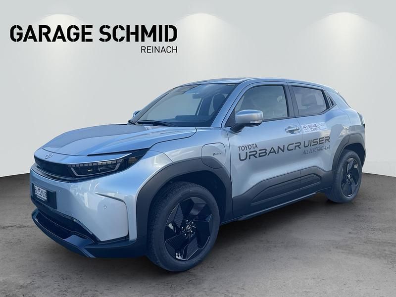 Neu Toyota Urban Cruiser Comfort 105 kW (144 PS) 2025 Silber SUV