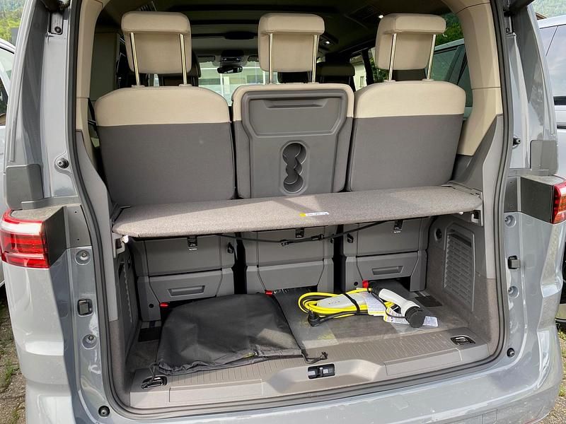 Gebraucht VW Multivan Edition 217 PS (159 kW) 2024 Van