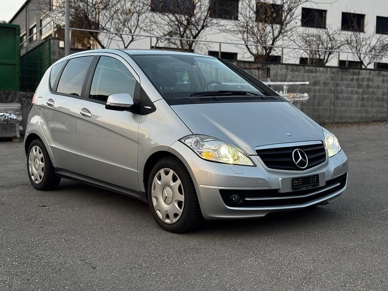 Gebraucht Mercedes A180 115 PS (84 kW) 2010