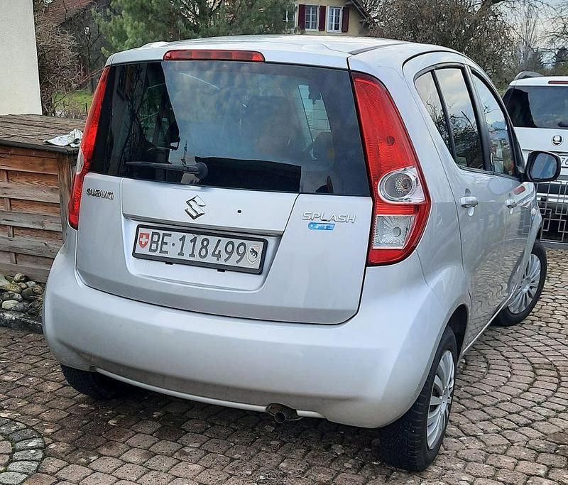 Gebraucht Suzuki Splash GL 94 PS (69 kW) 2013 Kleinwagen