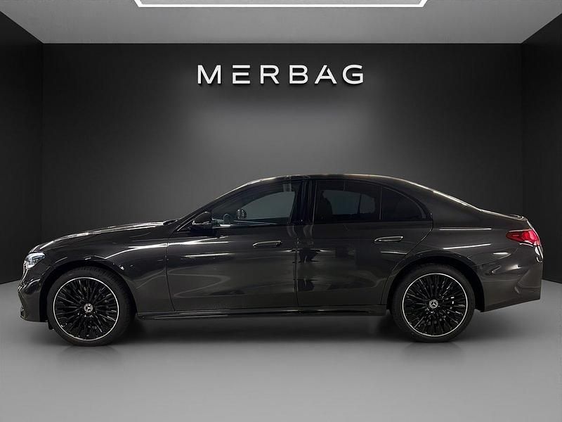 Neu Mercedes E220 197 PS (144 kW) 2025 Grau Limousine