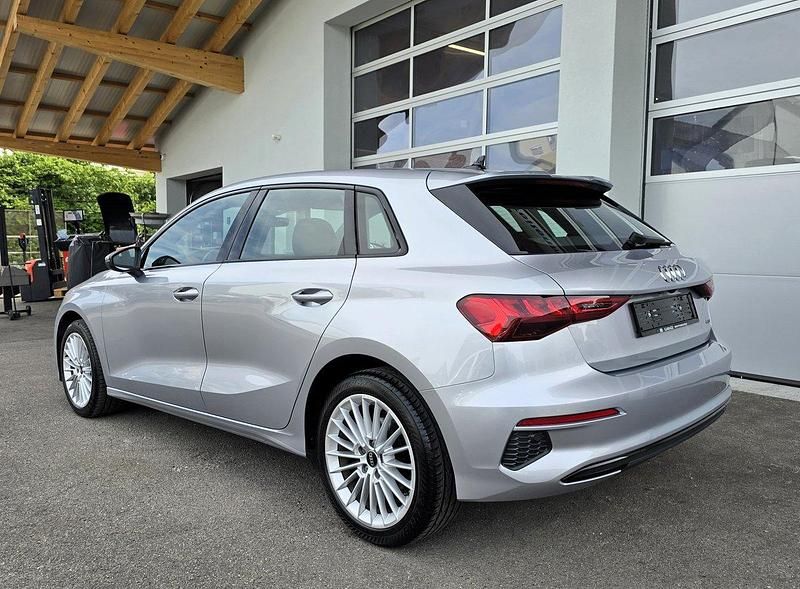 Gebraucht Audi A3 Advanced 190 PS (139 kW) 2022 Limousine