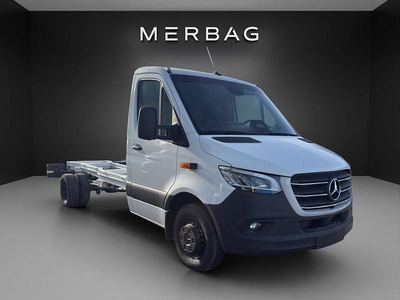Weiss Neu 2025 Mercedes Sprinter Van | CHF 90’100 - Bild 1/4