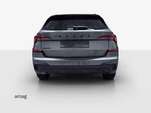 Neu Skoda Kamiq Monte Carlo 150 PS (110 kW) 2026 Graphite grau, metallic mit schwarzem dach SUV