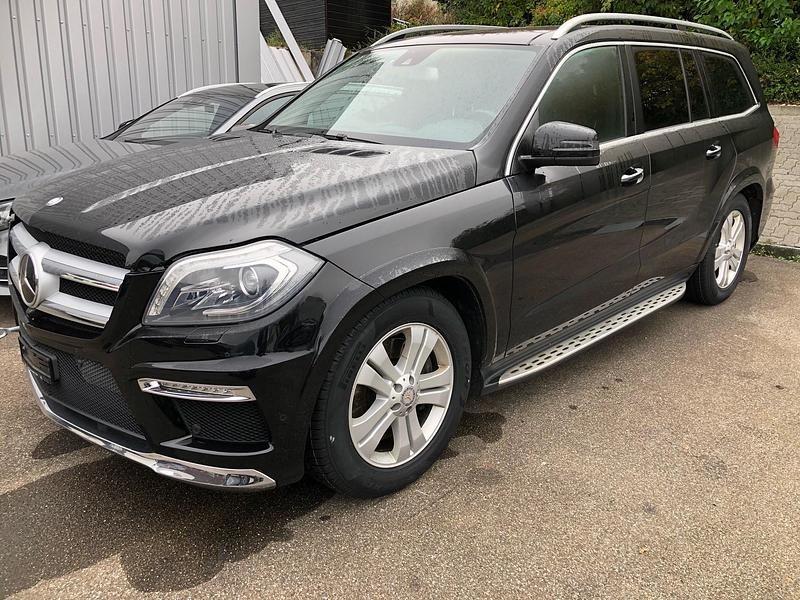 Gebraucht Mercedes GL500 435 PS (319 kW) 2013 SUV
