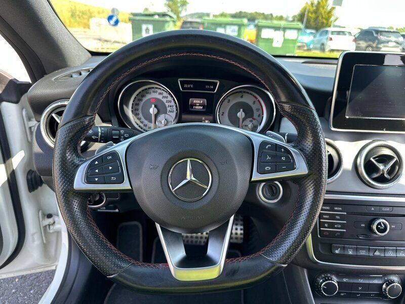 Gebraucht Mercedes CLA200 Shooting Brake AMG line 136 PS (100 kW) 2016 Kombi