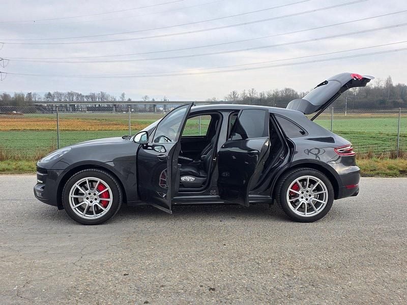 Gebraucht Porsche Macan Turbo Performance Package 440 PS (323 kW) 2017 SUV