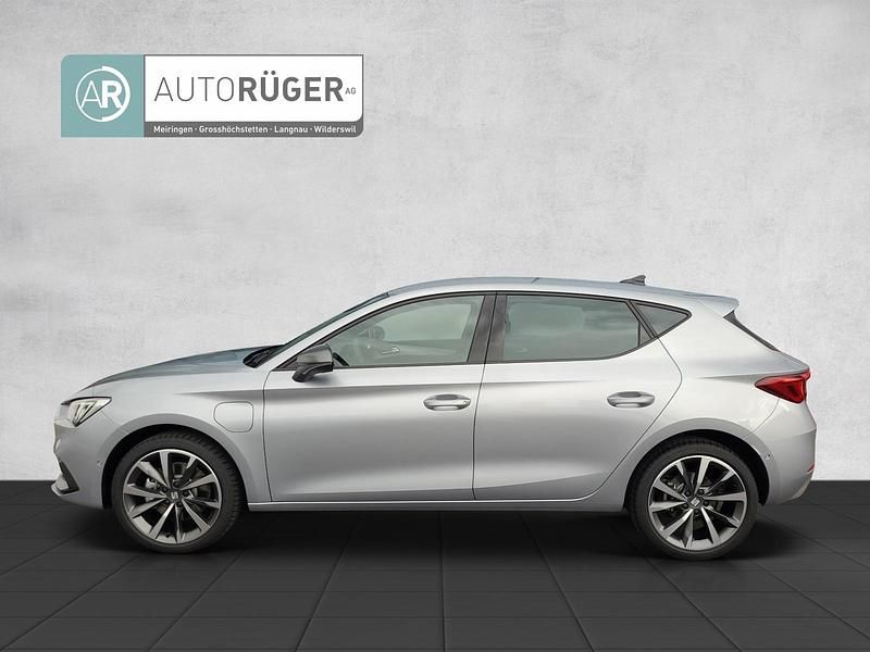 Gebraucht Seat Leon FR 205 PS (150 kW) 2023 Silber Limousine