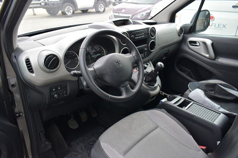 Gebraucht Peugeot Partner 120 PS (88 kW) 2012 Van / Kleinbus