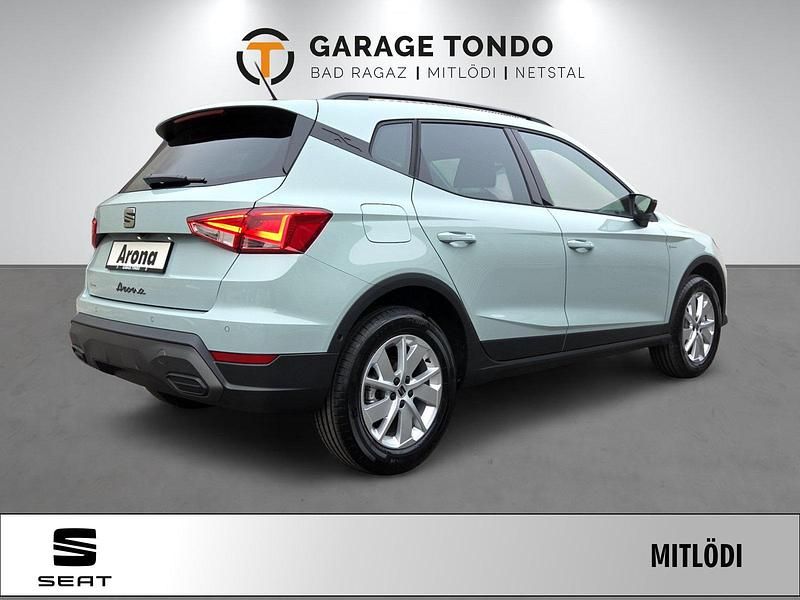 Neu Seat Arona Style 115 PS (84 kW) 2026 Grau SUV