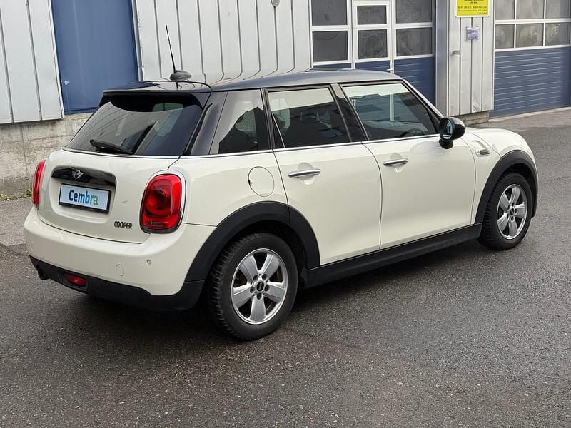 Gebraucht Mini Cooper Classic 136 PS (100 kW) 2015 Kleinwagen
