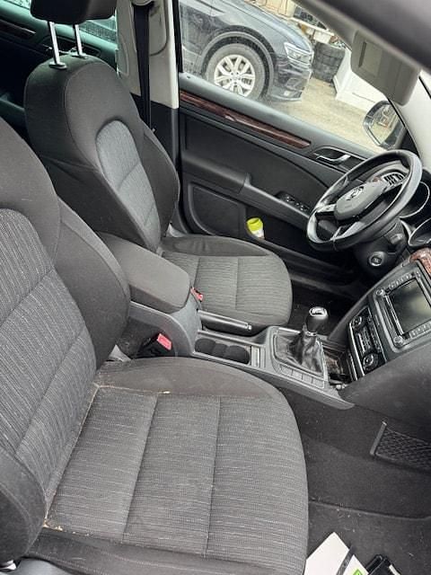 Gebraucht Skoda Superb Elegance 160 PS (117 kW) 2014 Kombi