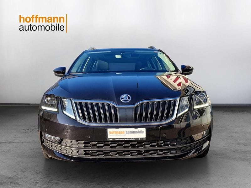 Gebraucht Skoda Octavia Clever 190 PS (139 kW) 2019 Schwarz Kombi