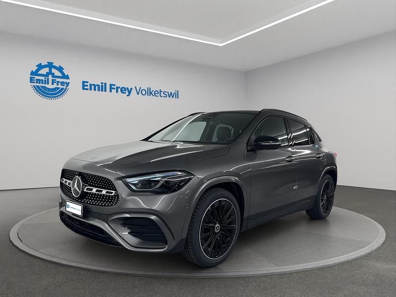 Neu 2025 Mercedes GLA200 AMG line SUV | CHF 58’400 - Bild 1/4