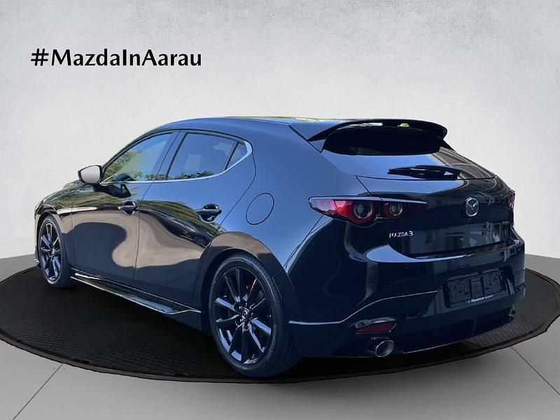 Neu Mazda 3 Takumi-Line 186 PS (136 kW) 2025 Schwarz Kleinwagen