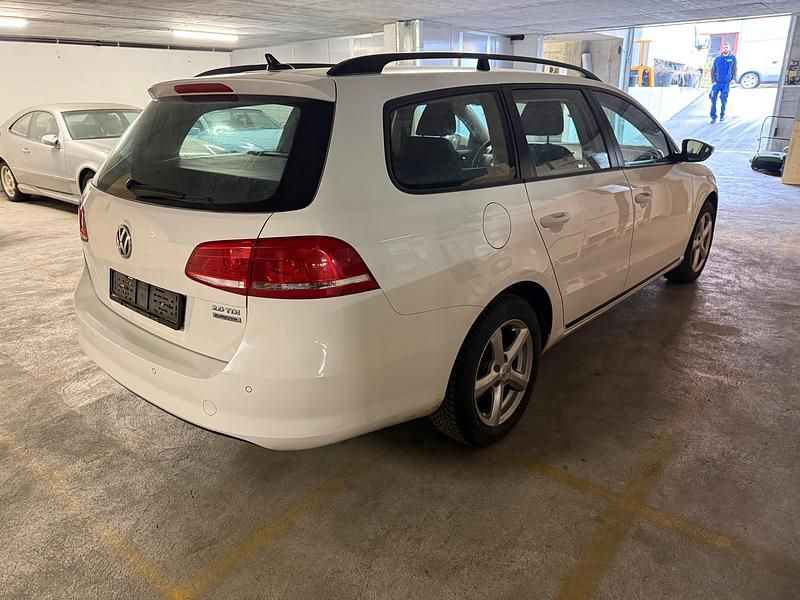 Gebraucht VW Passat Comfortline 140 PS (102 kW) 2014 Kombi