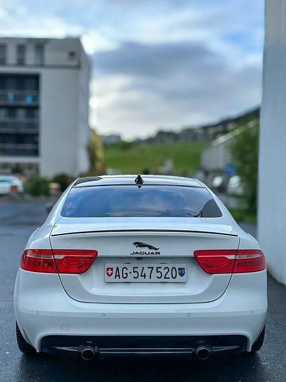 Gebraucht Jaguar XE R-Sport 250 PS (183 kW) 2017 Limousine