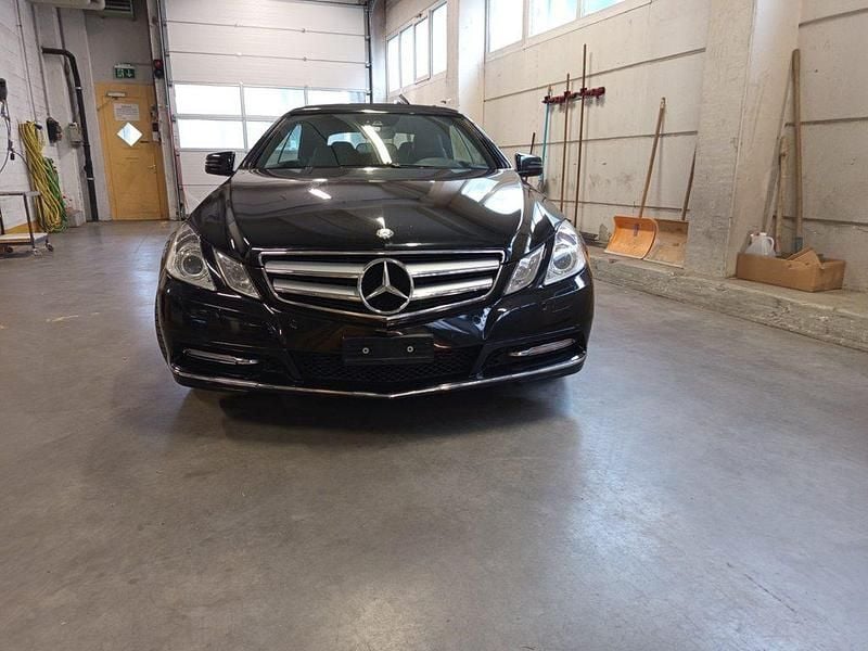 Gebraucht Mercedes E250 204 PS (150 kW) 2011 Cabrio