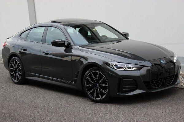 Grau Gebraucht 2022 BMW i4 Shadowline Limousine | CHF 44’800 (Fairer Preis) - Bild 1/4