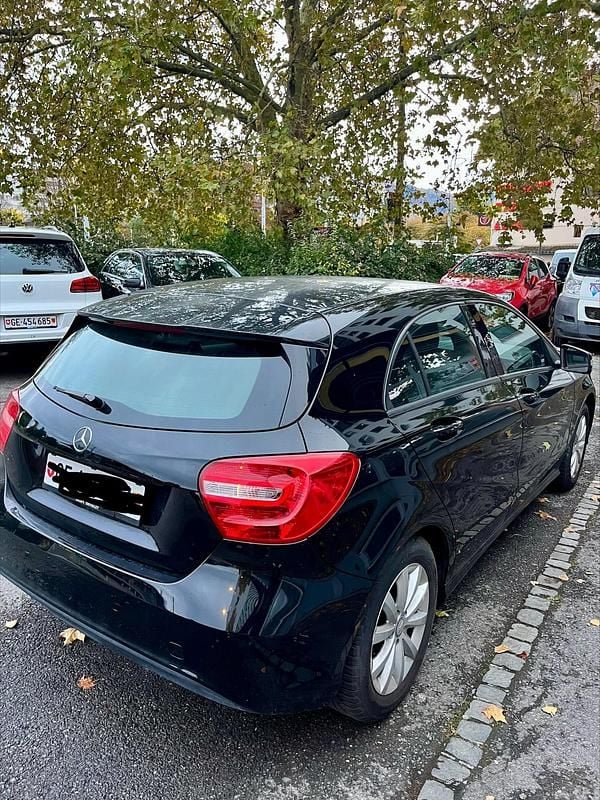 Gebraucht Mercedes A160 90 PS (66 kW) 2015