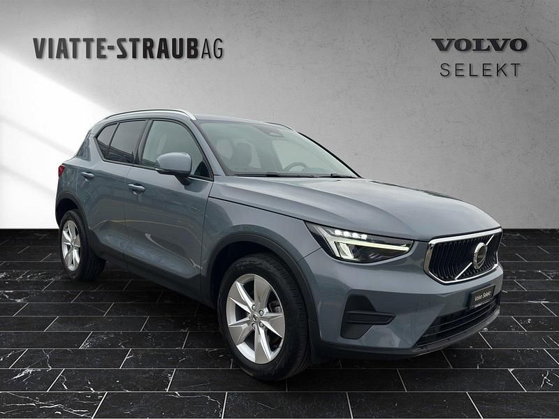 Gebraucht Volvo XC40 Core 163 PS (119 kW) 2022 Grau SUV