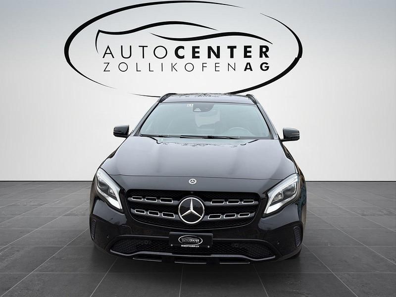 Gebraucht Mercedes GLA200 Night 156 PS (114 kW) 2018 SUV