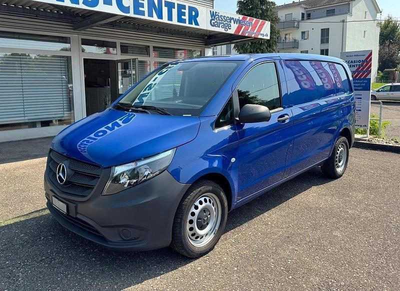Gebraucht Mercedes Vito 163 PS (119 kW) 2022 Van