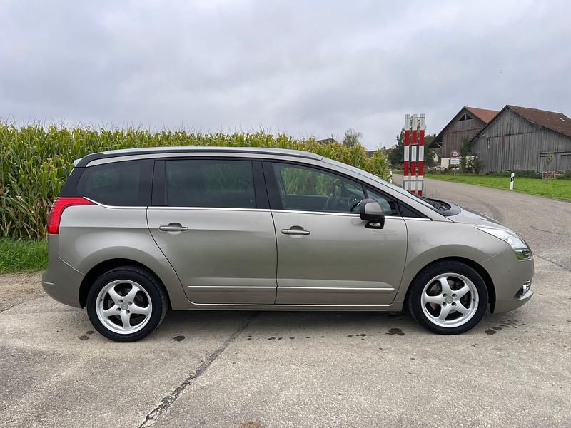Gebraucht Peugeot 5008 Sport 156 PS (114 kW) 2011