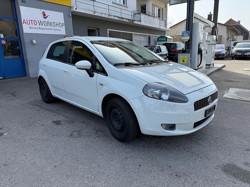 Gebraucht Fiat Punto Dynamic 78 PS (57 kW) 2009 Kleinwagen