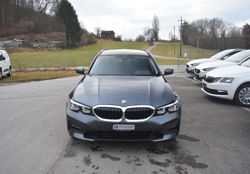 Gebraucht BMW 318 150 PS (110 kW) 2021 Kombi