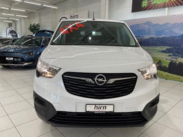 Gebraucht Opel Combo 131 PS (96 kW) 2024 Weiss Van / Kleinbus