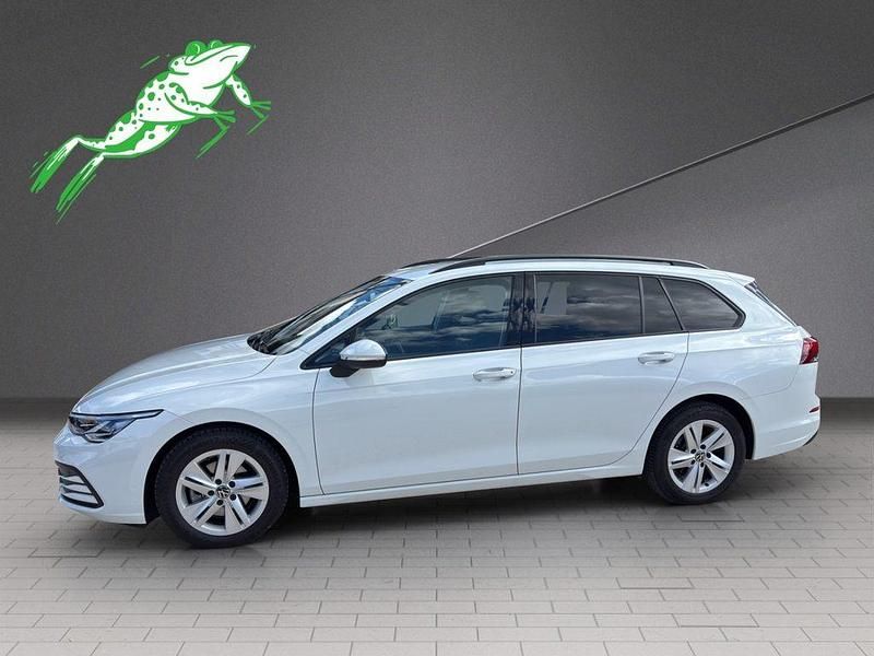 Gebraucht VW Golf VIII Life 110 PS (80 kW) 2021 Kombi