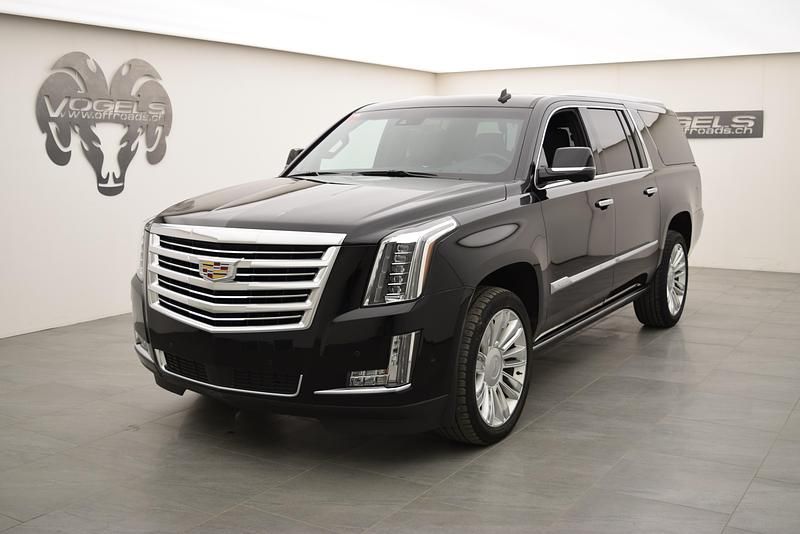 Gebraucht Cadillac Escalade 425 PS (312 kW) 2018 Schwarz SUV