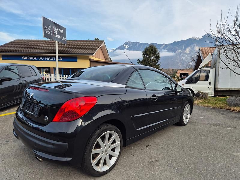 Gebraucht Peugeot 207 CC Roland Garros 120 PS (88 kW) 2009 Cabrio