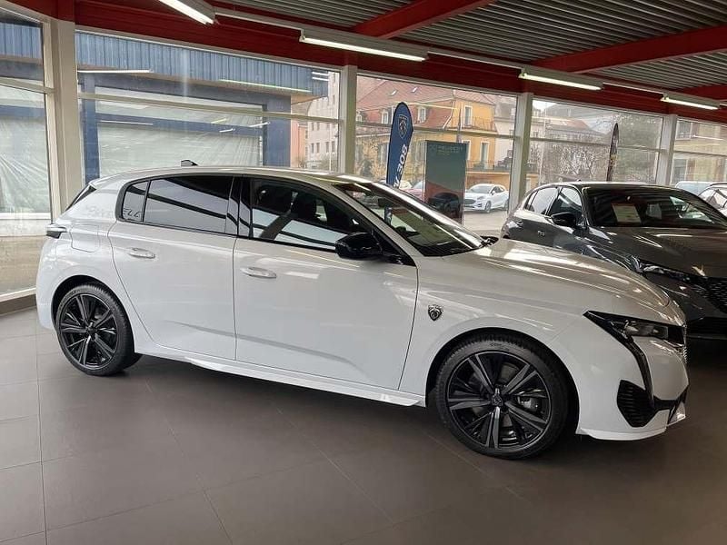 Weiss Gebraucht 2024 Peugeot 308 GT Limousine | CHF 37’000 (Etwas zu teuer) - Bild 1/4