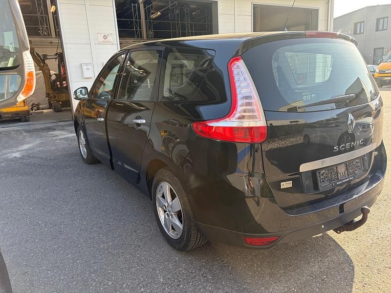 Gebraucht Renault Grand Scénic III Expression 131 PS (96 kW) 2010 Van / Kleinbus