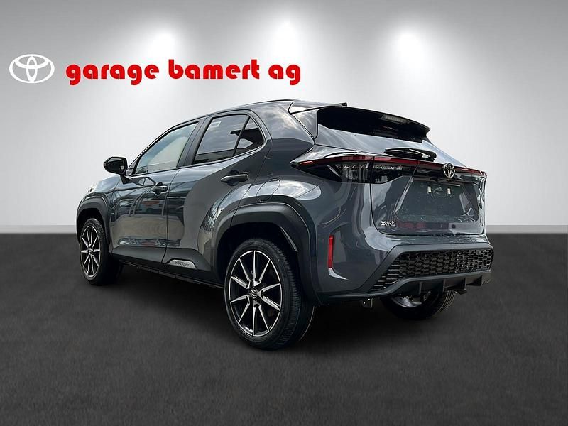 Neu Toyota Yaris Cross Sport 131 PS (96 kW) 2025 Mehrfarbig SUV