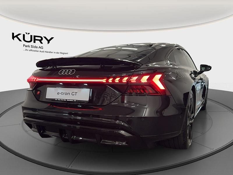 Gebraucht Audi e-tron GT quattro Ambiente 435 kW (592 PS) 2024 Schwarz Limousine