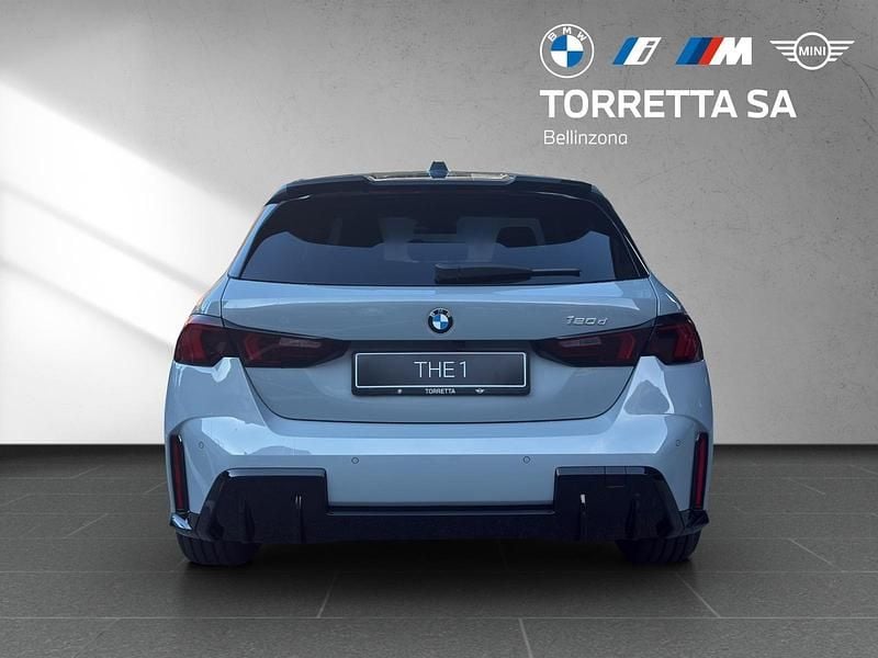 Neu BMW 120 Performance 163 PS (119 kW) 2025 Grau Kleinwagen