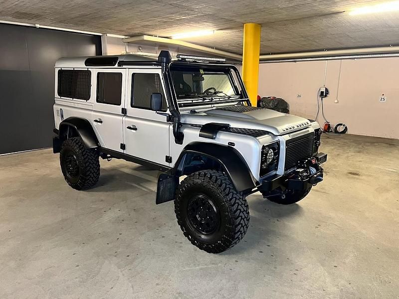 Gebraucht Land Rover Defender 122 PS (89 kW) 2012 SUV