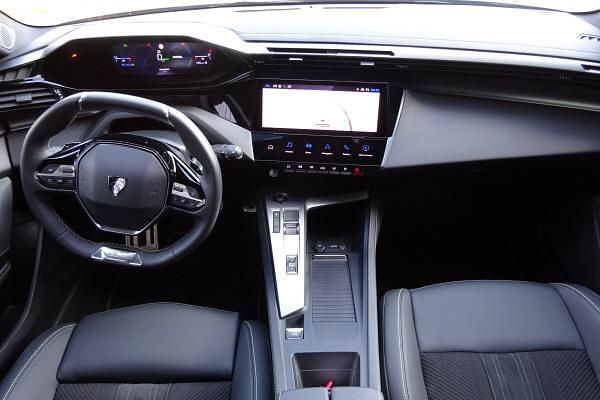 Gebraucht Peugeot 308 SW GT 180 PS (132 kW) 2024 Grau Kombi