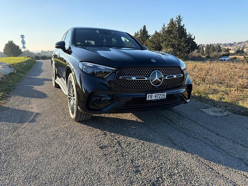 Gebraucht Mercedes GLC220 197 PS (144 kW) 2024 Coupé