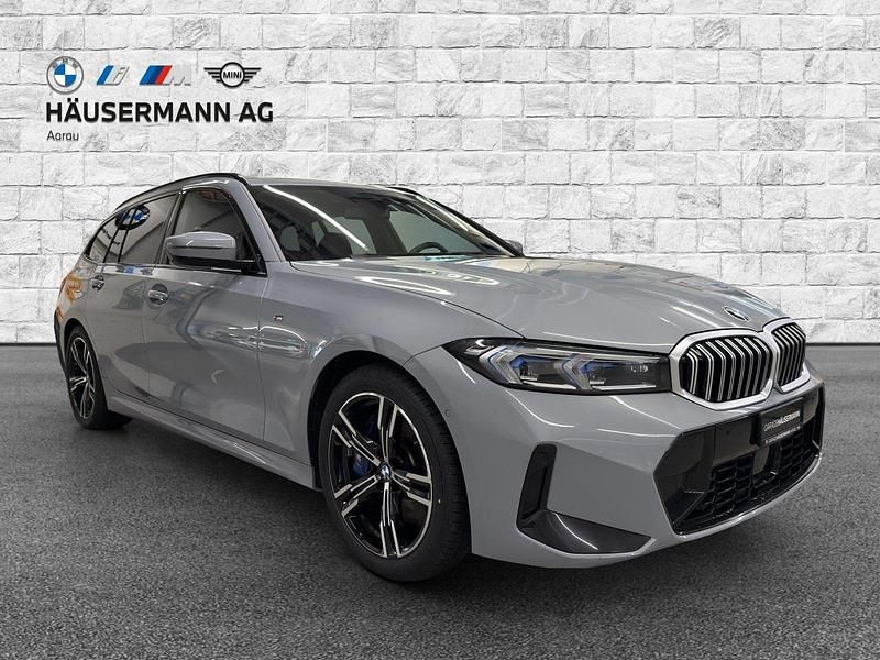 Gebraucht BMW 330 M Sport 285 PS (209 kW) 2022 Kombi