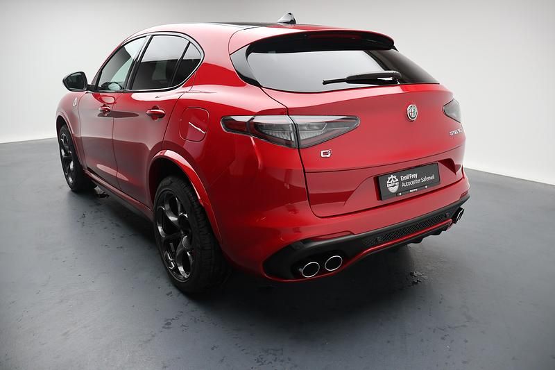Neu Alfa Romeo Stelvio Quadrifoglio 519 PS (381 kW) 2025 Rot SUV
