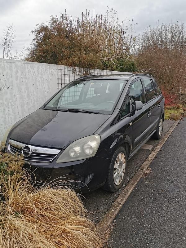 Gebraucht Opel Zafira Sport 140 PS (102 kW) 2010 Van / Kleinbus