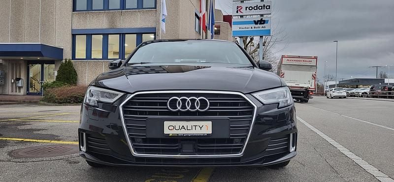 Gebraucht Audi A3 S-Line 150 PS (110 kW) 2018 Limousine