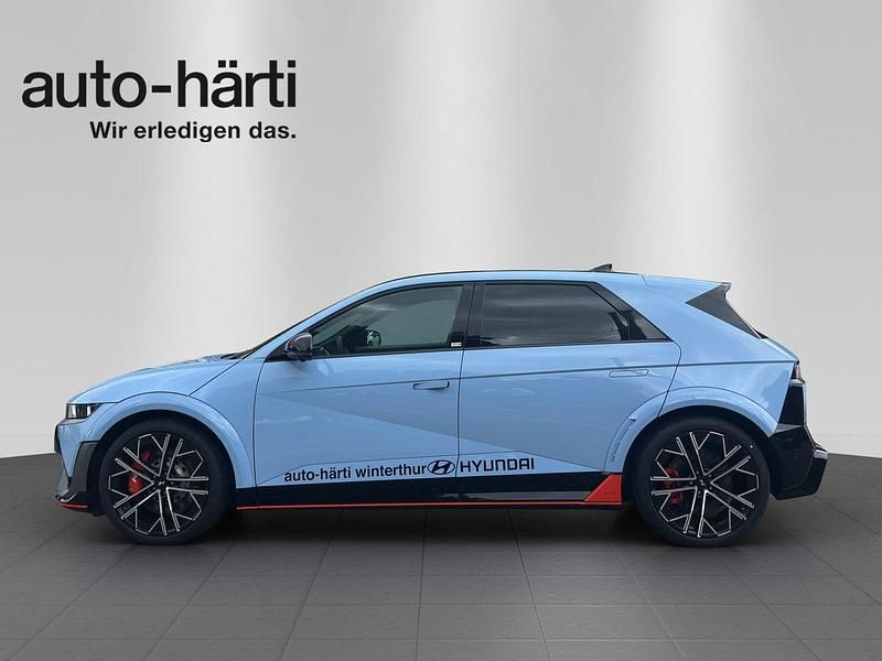 Neu Hyundai Ioniq 478 kW (650 PS) 2025 Blau Kleinwagen