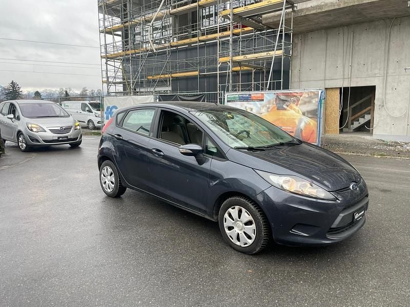 Gebraucht Ford Fiesta Trend 95 PS (69 kW) 2010