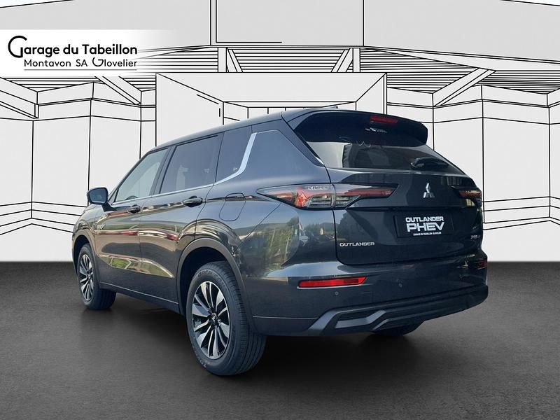 Neu Mitsubishi Outlander P-HEV Invite 306 PS (225 kW) 2025 Grau SUV
